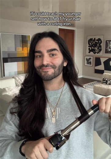 friendly reminder not to leave the ends of hair clamped onto the curling iron for too long when ur doing hairstyle 😩😩 those ends are fragile and need the LEAST amount of contact to hold a curl ❤️hair tips for healthy hair are my love language ❤️