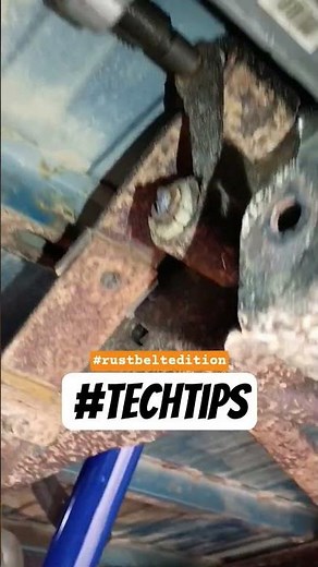 Leaf spring bolt removal #automobile #techtip #wow #diy #mechanic #repair #techtips #gm #car #ford