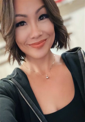 And just like that…2025 is almost over. Showed up for myself in the gym consistently for my physical and mental well-being, staying true to who I am and surrounding myself with those who appreciate me for my authentic self, and learning to be more comfortable in my own skin…even wore a swimsuit for the first time in years. Turning 45 in a couple months and I feel better than I did at 25. The goal for next year is to continue the momentum and not self sabotage 🤣 #selfcare #selflovejourney #perso