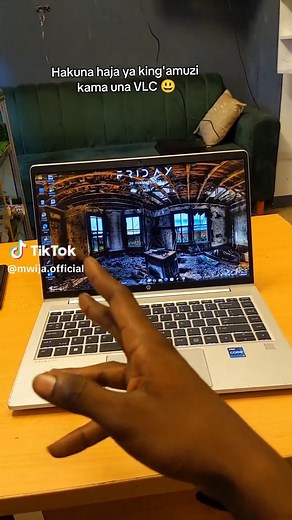 Watch Any Video Without a Decoder Using VLC