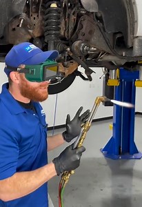 256K views · 6.2K reactions | Are you replacing a control arm, but one of the through bolts is stuck in place? Len is here with some quick tips to get you unstuck! #autorepair #autorepairtips | 1A Auto Parts | Facebook