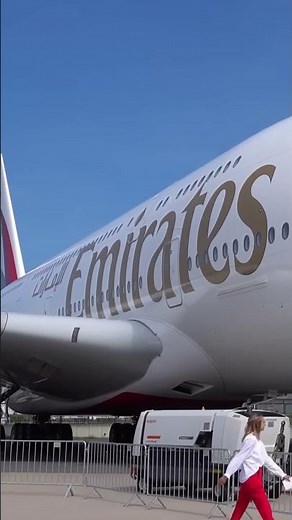 Airbus A380 – The world’s largest passenger plane