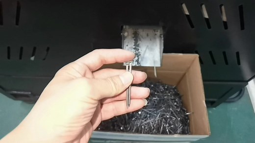 Nail high-speed forming process, 800 per minute.#High-speed nailing machine #Nailing #高速制钉机 #Nail making machine