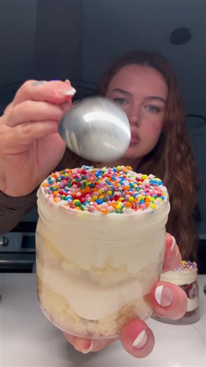 homemade dot cakes 🧁🧚🏼‍♀️ SOOO GOOD #dotcakes #baking #sweettreats #fyp