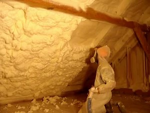 Isolant synthétique : le polyuréthane giclé à cellules fermées