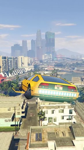 Les 7 MEILLEURS CODES de TRICHES de GTA 5 révélés!