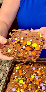 Easy Homemade Candy! (produced by Kyle & Mistie) | Home Hacks & Easy Snacks