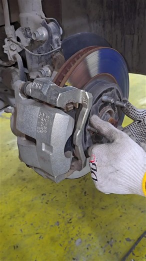 Toyota Camry Front Brake Service Guide: Replace Pads Step-by-Step