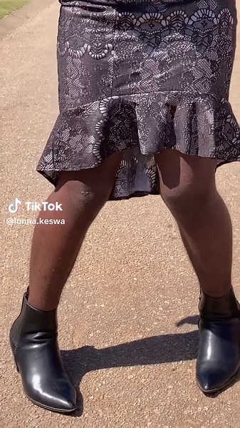 Lunna Kheswa's Emotional Performance Live