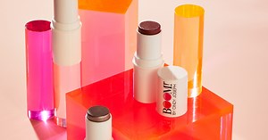 5 Makeup Tips for Older Women