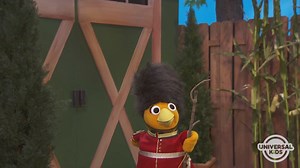 Chica and Kelly are getting ready for a special birthday surprise, and Chica has to keep watch to make sure it isn't spoiled! 🎉 #TheChicaShow | Universal Kids