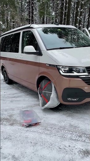 Mounting AutoSock: Quick Installation on Front Wheels