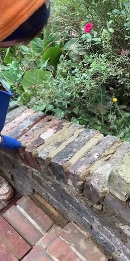 The QUICKEST way to mortar brickwork - Quickpoint PLUS Electric Mortar Pointing / Repointing Gun