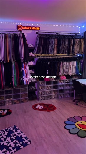 Every Boy's Dream Room: Stylish and Functional Design