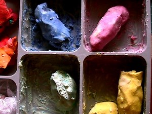 Homemade (Oil-based) Modelling Clay