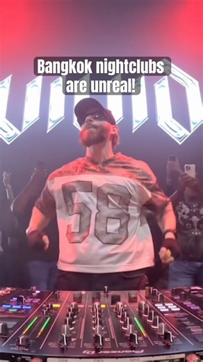 This Bangkok nightclub is insane! #thailand #bangkok #bangkoknightlife #bangkoknightclub #techno