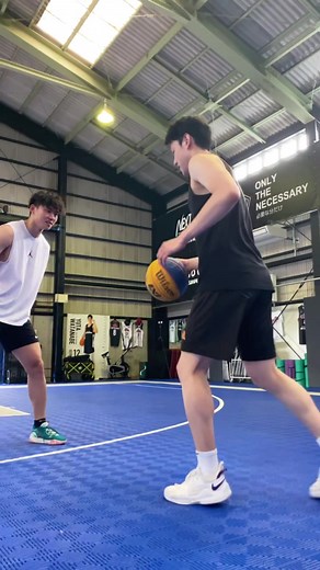 Mastering Basketball Step Back Moves in the Gym