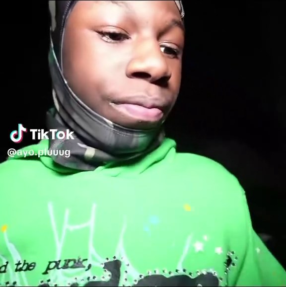 Duke Dennis Celebrates 80K Shoe Milestone